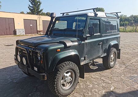 Land Rover Defender 90 TD 5 Station Wagon -