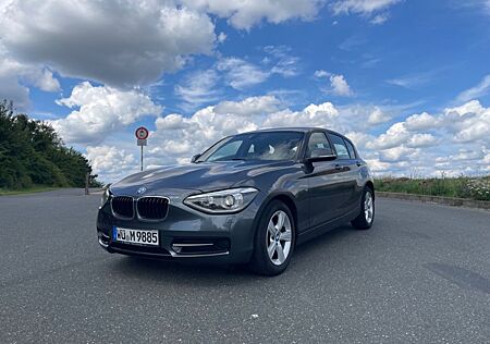 BMW 116i Sport Line Sport Line