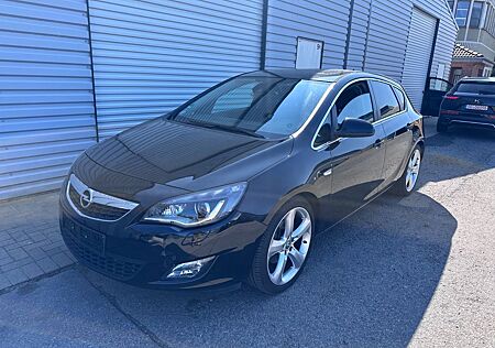 Opel Astra J Lim. 5-trg. Sport/Automatik/Navi