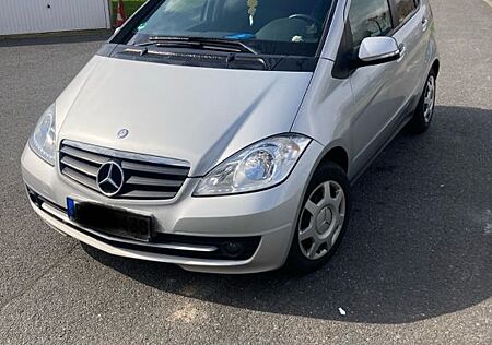 Mercedes-Benz A 160 AVANTGARDE Autotronic AVANTGARDE
