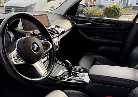 BMW X3 xDrive30i Luxury Line