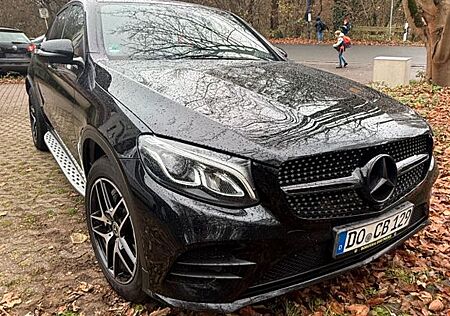 Mercedes-Benz CLC 350 CLC 250 4-Matic Coupé AMG-Line Nachtpaket