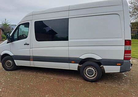 Mercedes-Benz Sprinter Van ausgebaut zum Camper TÜV neu