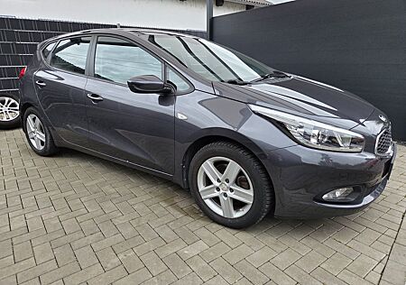 Kia ANDERE Ceed AHK 8 fach Alu Scheckheft