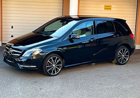 Mercedes-Benz B 200 SPORTPAKET |NIGHT|Xenon|Navi|AHK