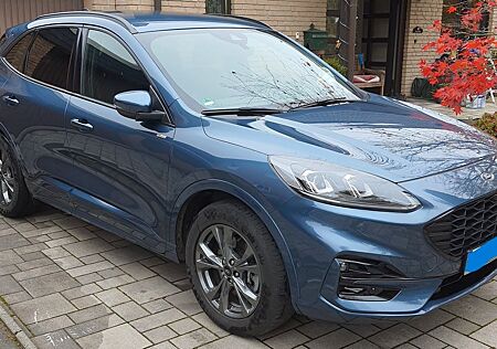 Ford Kuga Plug-In Hybrid ST-Line X 2.5 blau