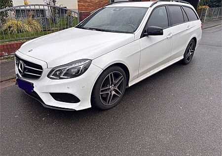 Mercedes-Benz E 220 BlueTEC 4MATIC T AVANTGARDE Autom. AVA...