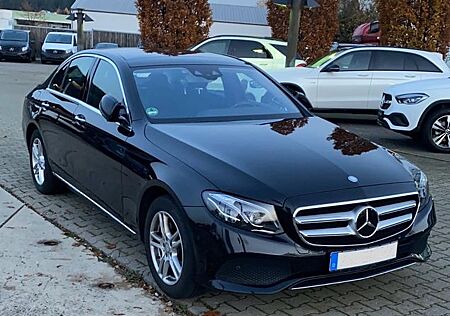 Mercedes-Benz E 220 d Autom. -