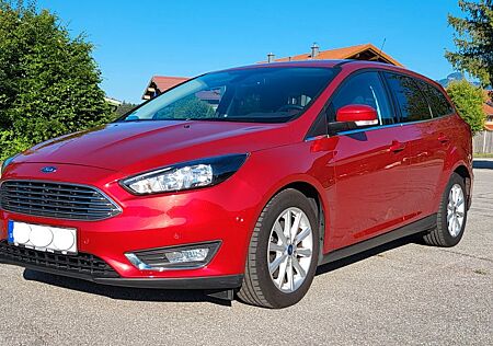 Ford Focus Turnier 1.5 L 150 PS Titanium