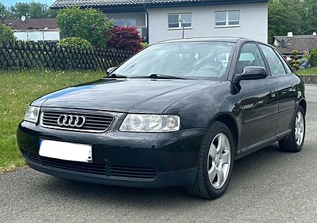 Audi A3 8l 1.6 Klimaaut. AHK abnehmbar Tüv 2027