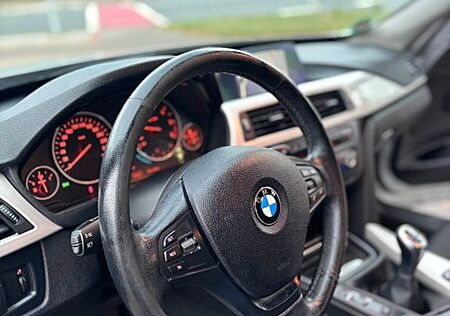 BMW 3er 320 Gran Turismo Gran Turismo 320d Luxury Li...