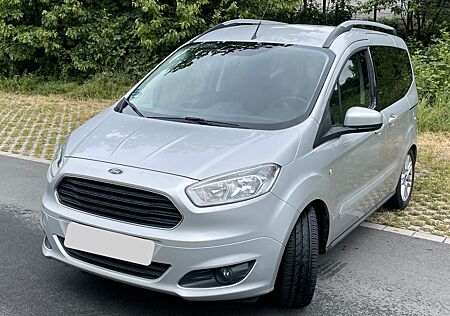 Ford Tourneo Courier 1.0 EcoBoost 74kW Titanium T...