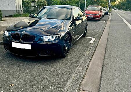 BMW 325i Coupé -