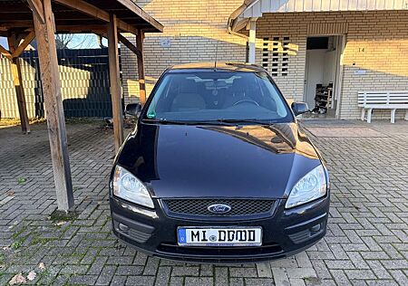 Ford Focus 2,0 Style Style