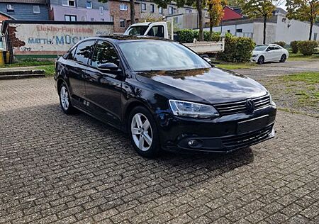 VW Jetta Volkswagen 1.6 TDI Comfortline Comfortline