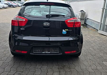 Kia Rio 1.4, tüv Anhängerkupplung