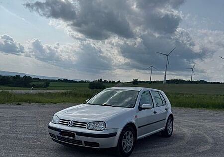 VW Golf Volkswagen 4 1.4 16V TÜV