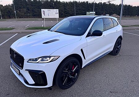 Jaguar F-Pace SVR AWD