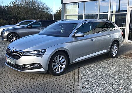 Skoda Superb Combi 2.0 TDI DSG Style LED AHK VC Memory