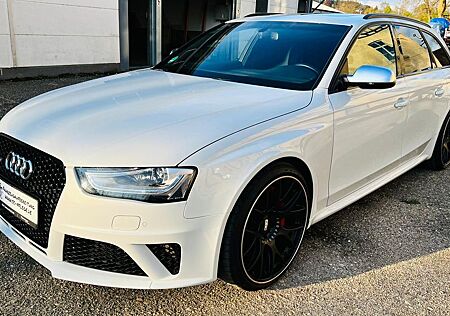 Audi RS4 4.2 FSI S tronic quattro Avant -