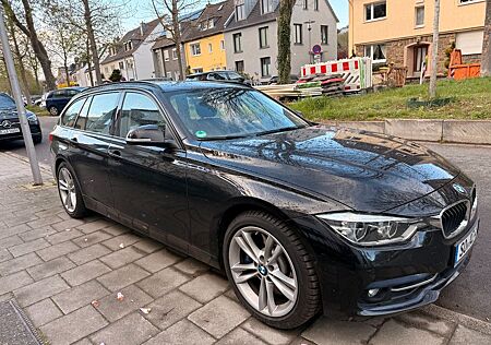BMW 340i xDrive Touring Advantage Automatic Adva...