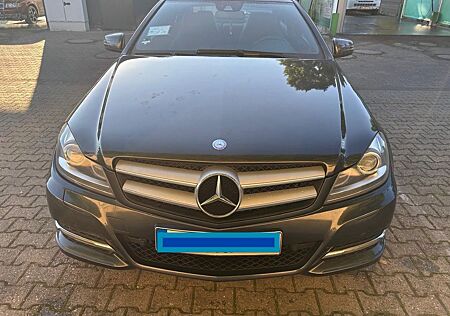 Mercedes-Benz 220 CDI Coupe