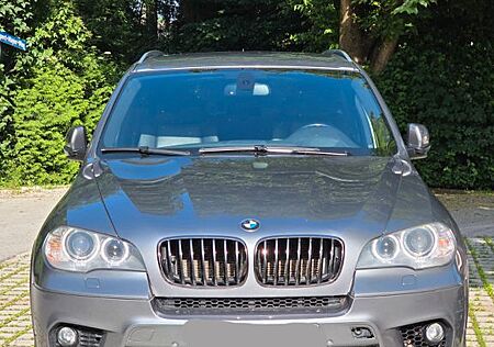BMW X5 xDrive40d - AHK 3.5T, M Paket ab Werk