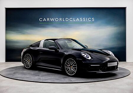 Porsche 992 911- TARGA 4S SPORTDESIGN 4r-LENK ABGAS BOSE