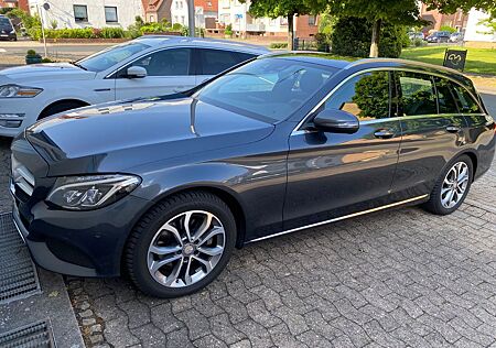 Mercedes-Benz C 220 d Bluetec Autom. AVANTGARDE