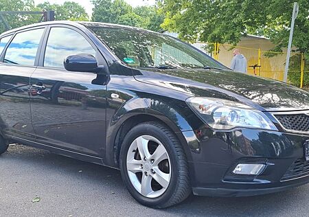 Kia Cee'd / Ceed 1.4 CVVT Edition 7