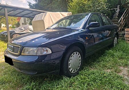 Audi A4 1.8 Bald Oldtimer