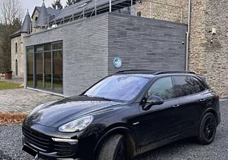 Porsche Cayenne S E-Hybrid *18Wege*Pano*BOSE*Soft-Close