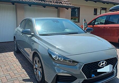 Hyundai i30 1.4 T-GDI N Line Fastback N Line