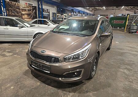 Kia Cee'd / Ceed