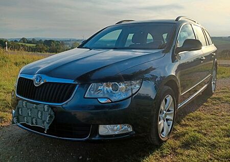 Skoda Superb 2.0 TDI Ambition Combi Ambition