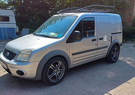 Ford Transit Connect Dachgitter Anhängerkupplung LKW