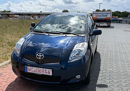 Toyota Yaris Executive