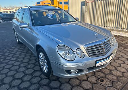 Mercedes-Benz E 200 Elegance *NAVI*PDC*SHZ*XENON*