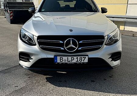 Mercedes-Benz GLC 250 4MATIC AMG Line