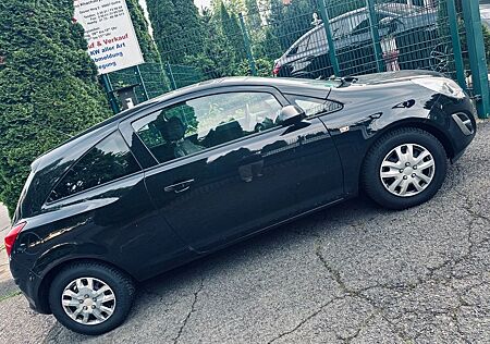 Opel Corsa CorsaDSatellite1.4L/Klima/8-reif/131TkmTüv 11-26