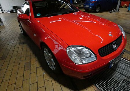 Mercedes-Benz SLK 200