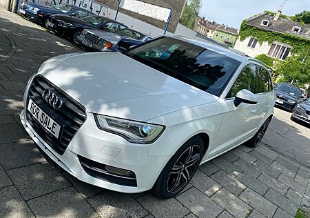Audi A3 Sportback *AUTOMATIK*XENON*17 ZOLL*SPORTSITZE