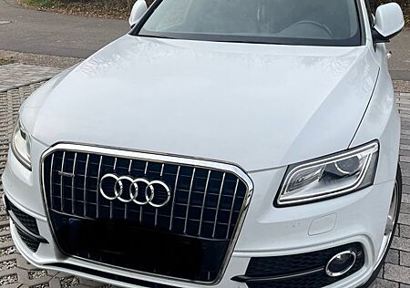 Audi Q5 3.0 TDI S tronic quattro -