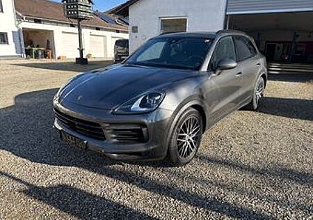 Porsche Cayenne 3.0 Pano/Chrono/Bose/Lift/Kamera