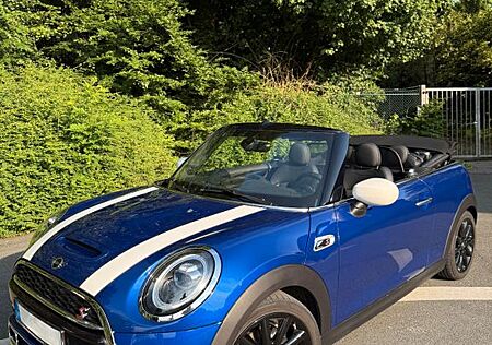 Mini Cooper S Cabrio Keramikversiegelt, Wartungspaket