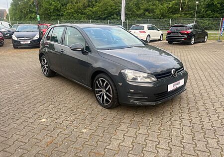 VW Golf Volkswagen VII Lim. Comfortline BMT