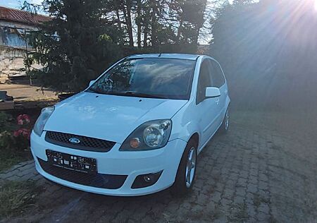 Ford Fiesta 1,3 44 kW Style Style