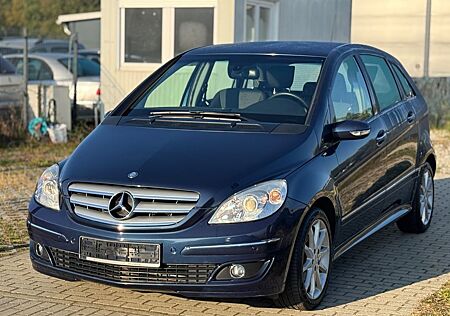 Mercedes-Benz B 170 Sportpaket 116PS Automatik Klima SHZ PDC