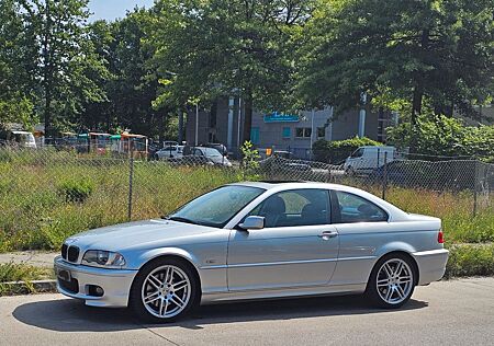 BMW 330Ci -