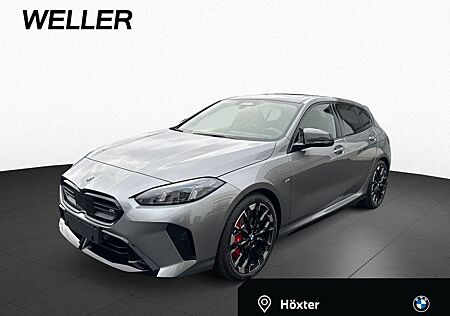 BMW M135 xDrive Sportpaket HUD Navi LED Klima PDC